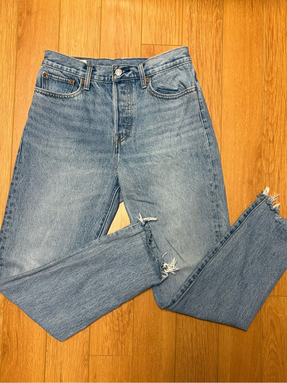Levi’s Straight-Leg Women's Jeans in Light Blue Denim